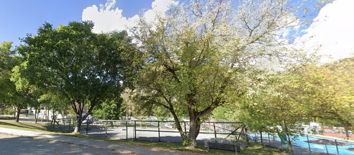Greenwood Courts tennis courts